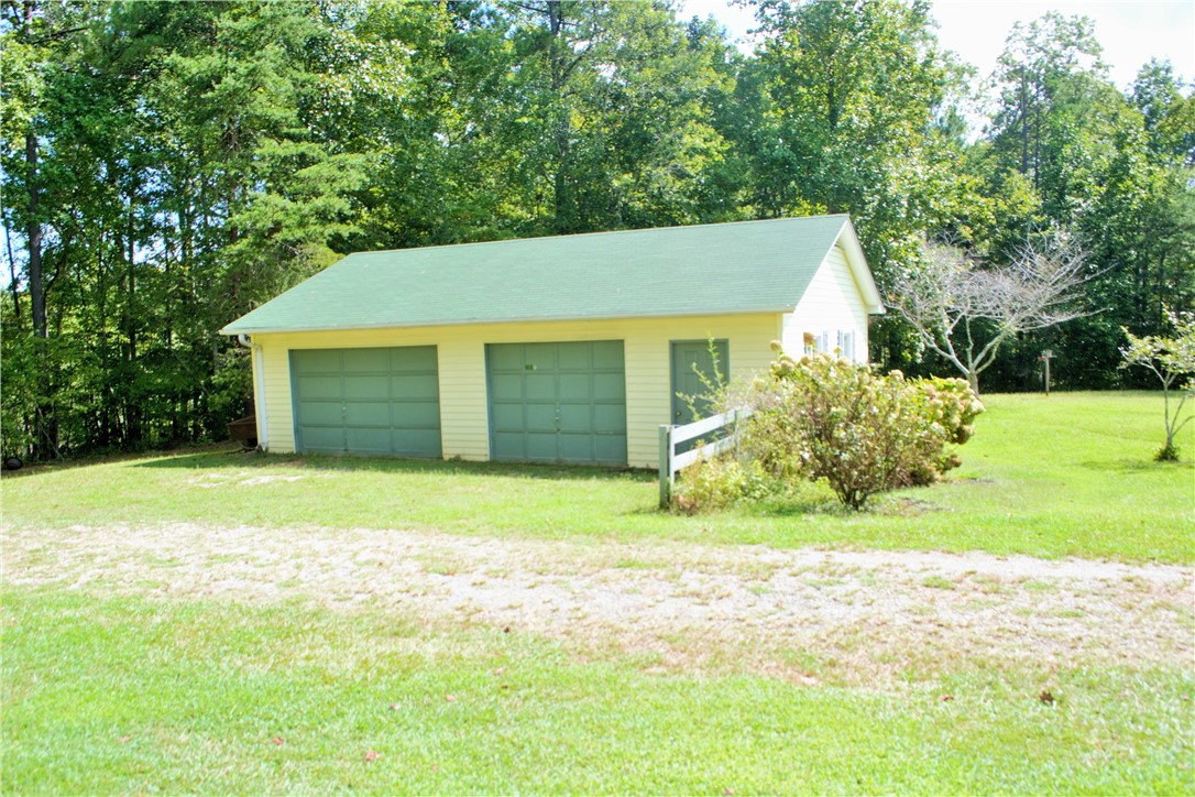 457 Old Fox Squirrel Ridge Road, Unit PICKENS Pickens, SC 29671 - Photo 8 of 24