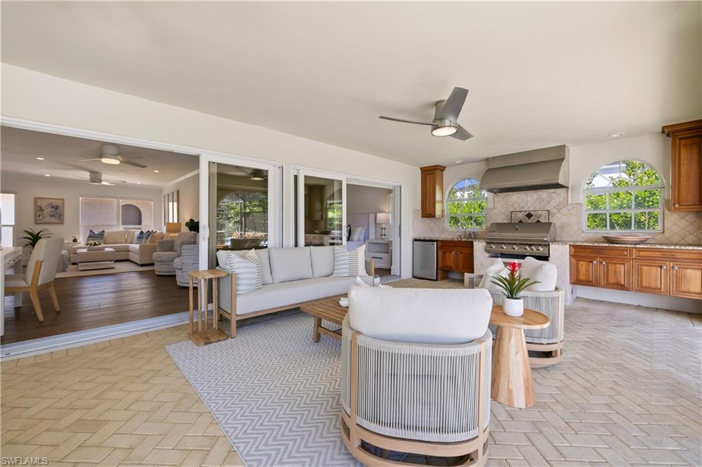 4916 Crayton Road Naples, FL 34103 - Photo 21 of 34