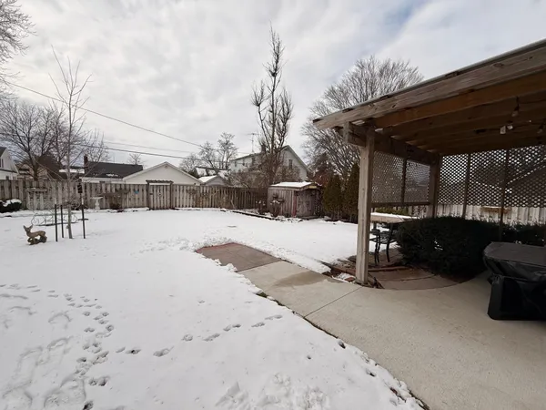 $225,500 | 505 South Union Street, Shawano, WI 54166