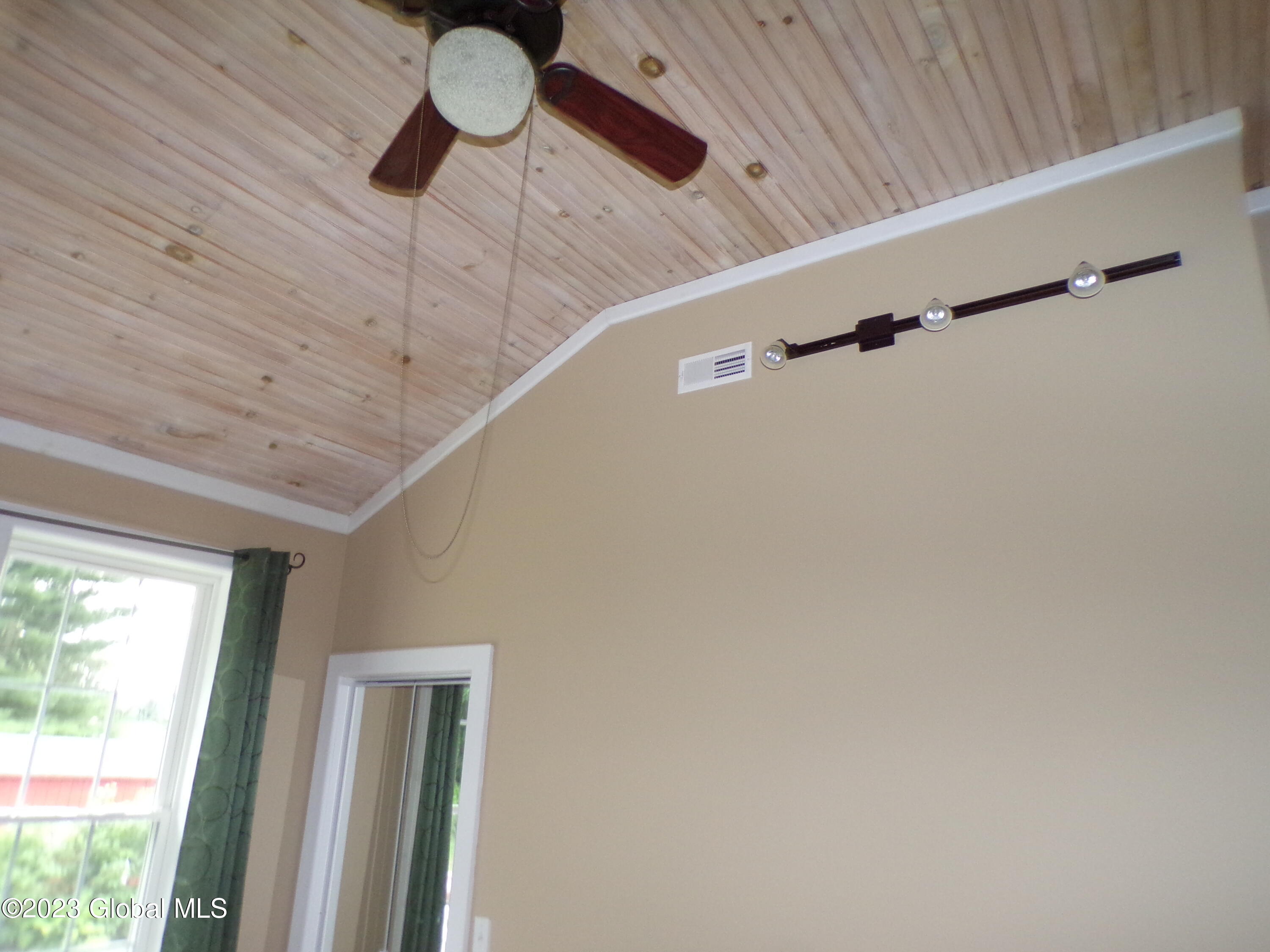 16 Smith Road Salem, NY 12865 - Photo 36 of 65 Smith Br Ceiling