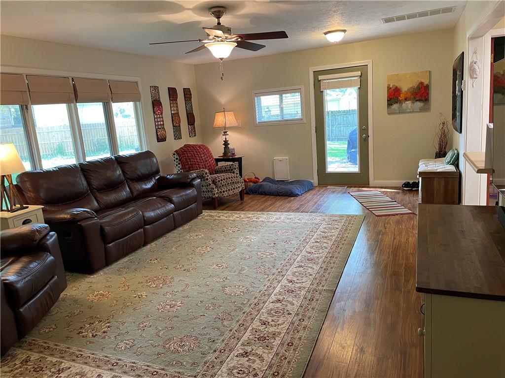 1835 Rosedale Drive Indianapolis, IN 46227 - Photo 4 of 12 Gallery Image 4