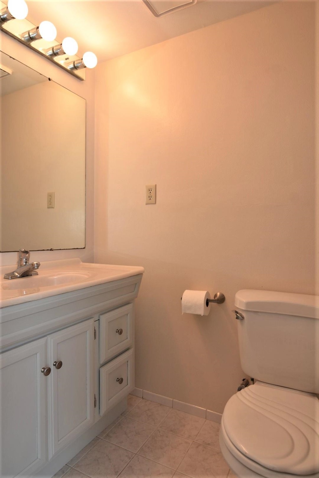 3188 Nester Hills Road Newburgh, IN 47630 - Photo 22 of 30