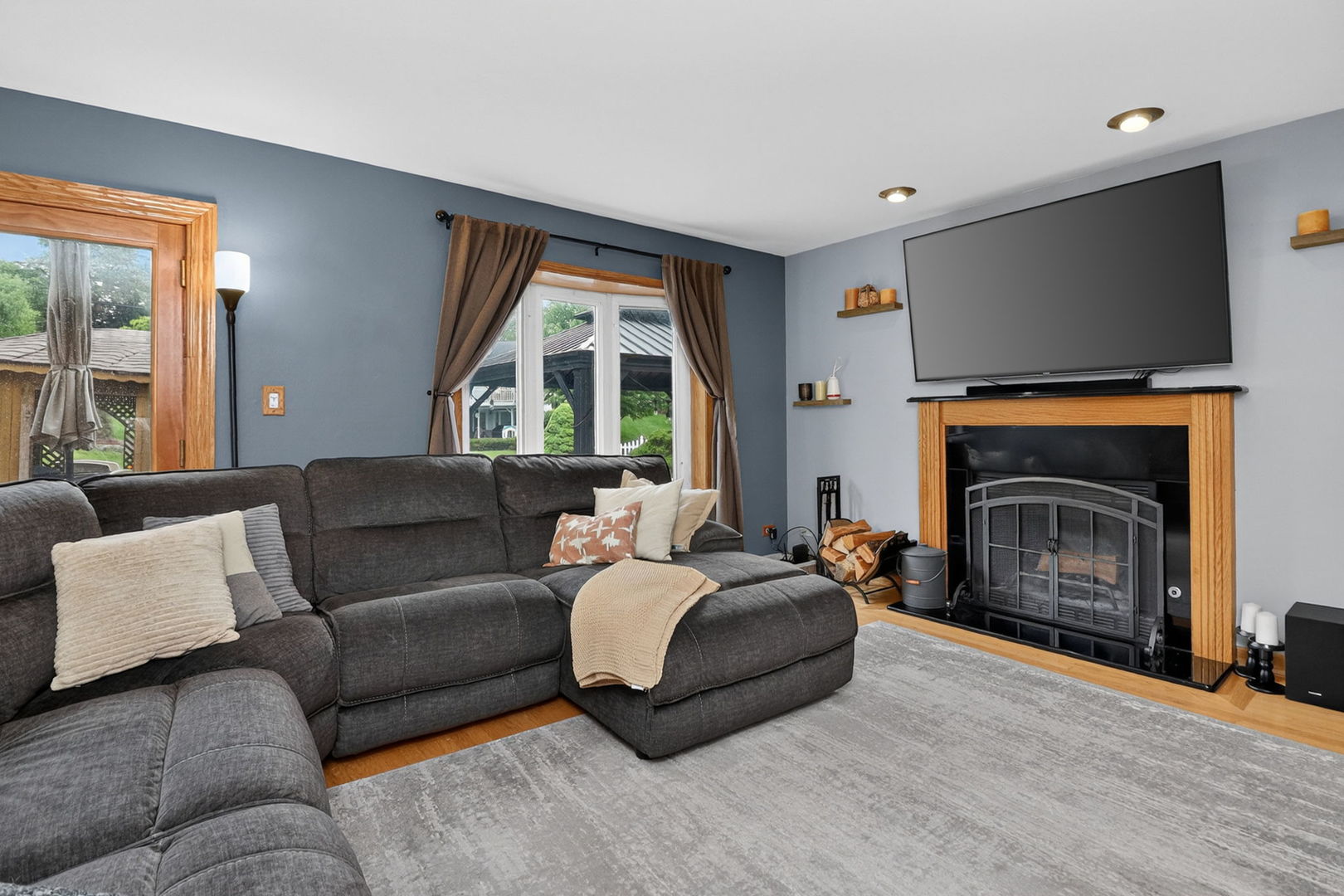1001 Oak Ridge Drive Streamwood, IL 60107 - Photo 12 of 25