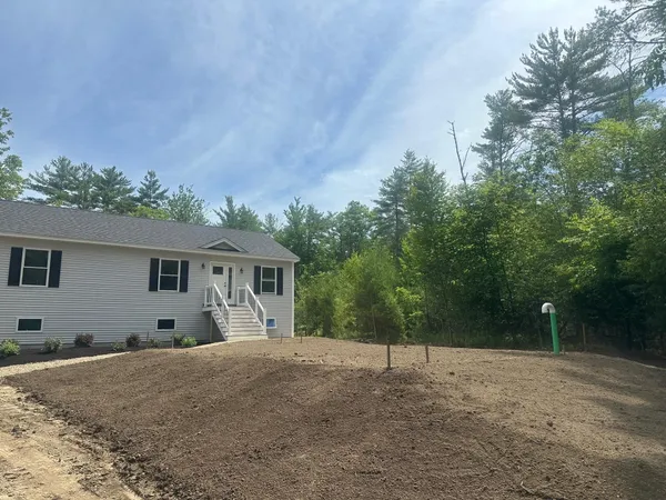 $499,900 | 145 Brackett Road, New Durham, NH 03855
