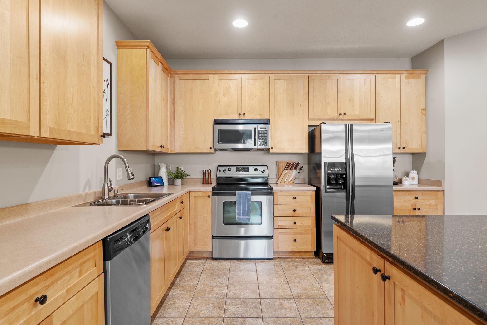 294 Spring Street St. Paul, MN 55102 - Photo 11 of 27