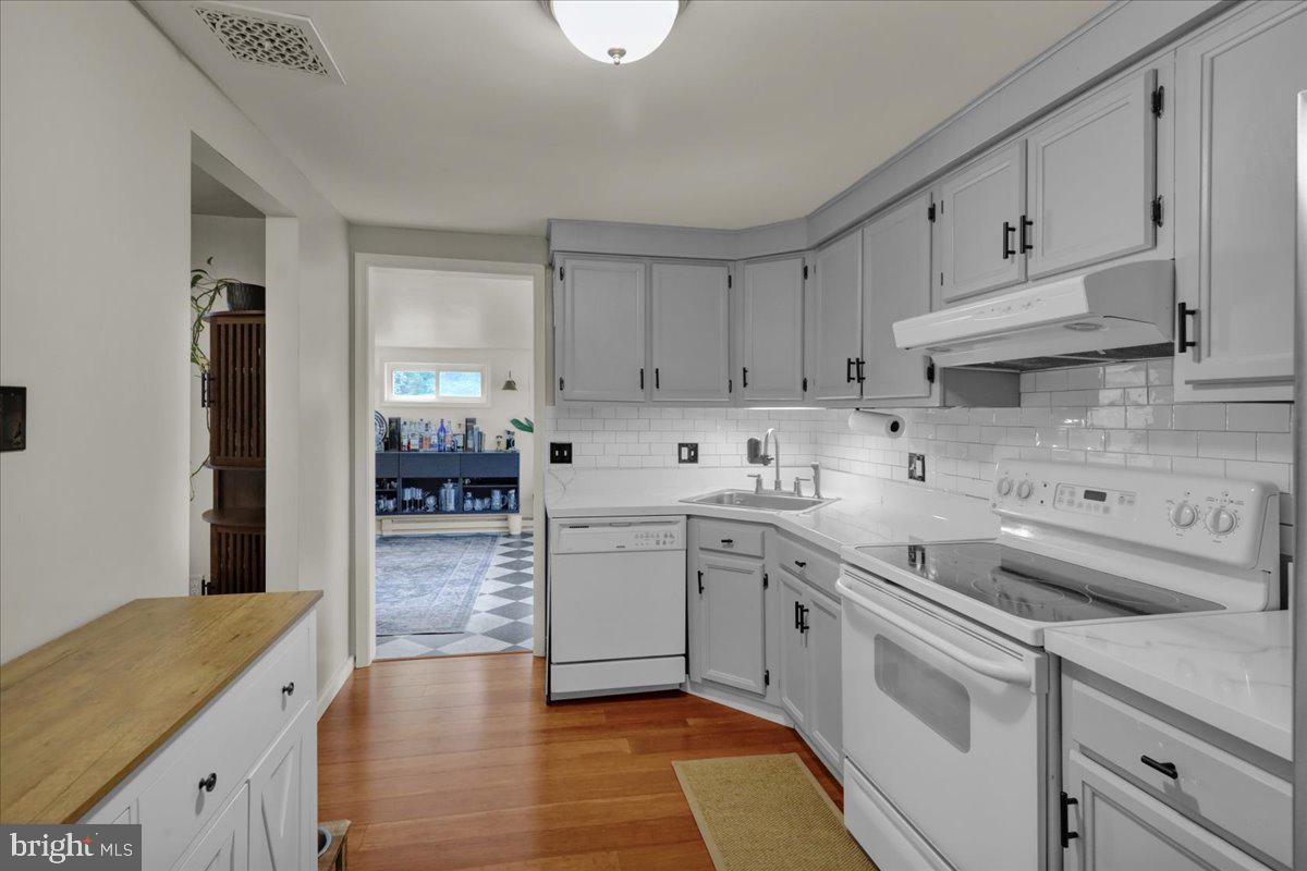 105 Autumn Drive Lititz, PA 17543 - Photo 13 of 38