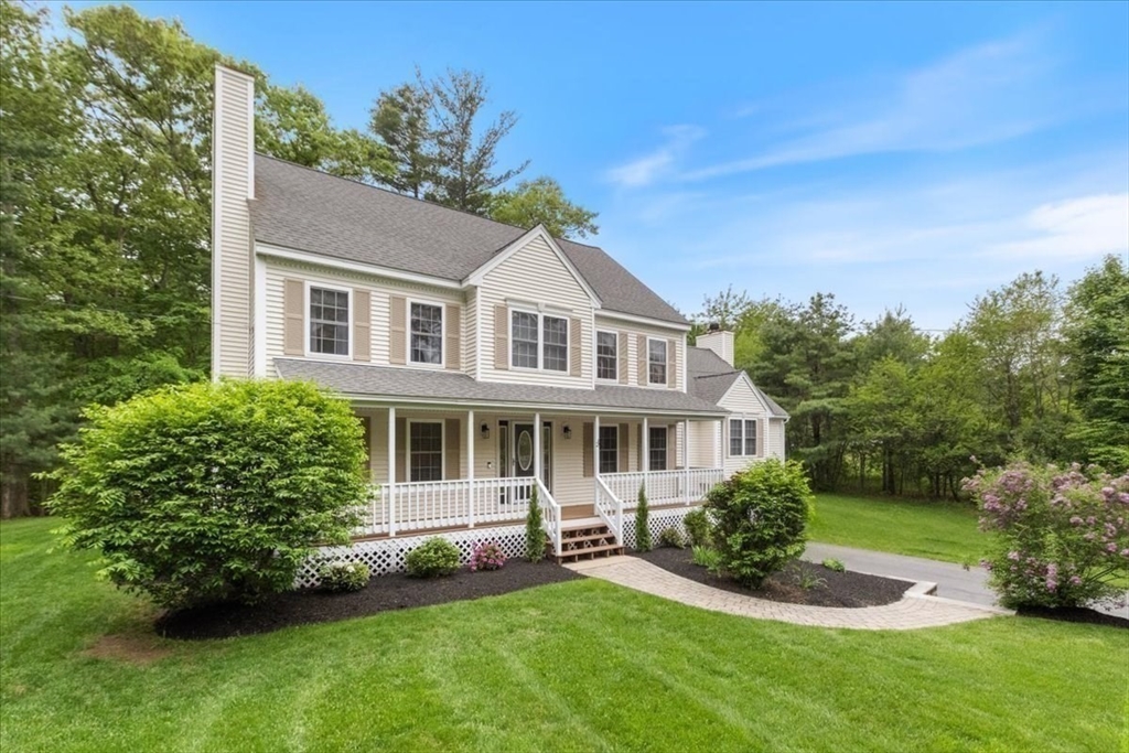 32 West Shore Road Merrimac, MA 01860 - Photo 3 of 37 Gallery Image 3