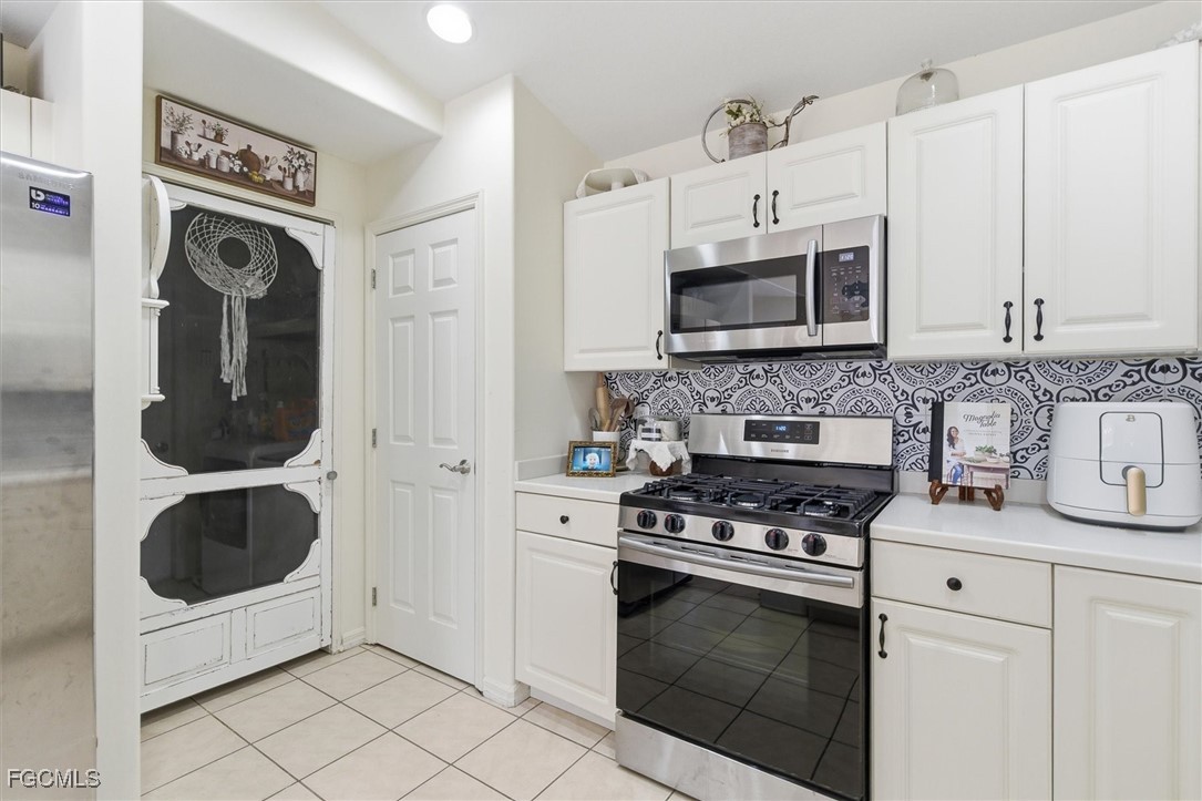 19702 Villa Rosa Loop Estero, FL 33967 - Photo 9 of 42