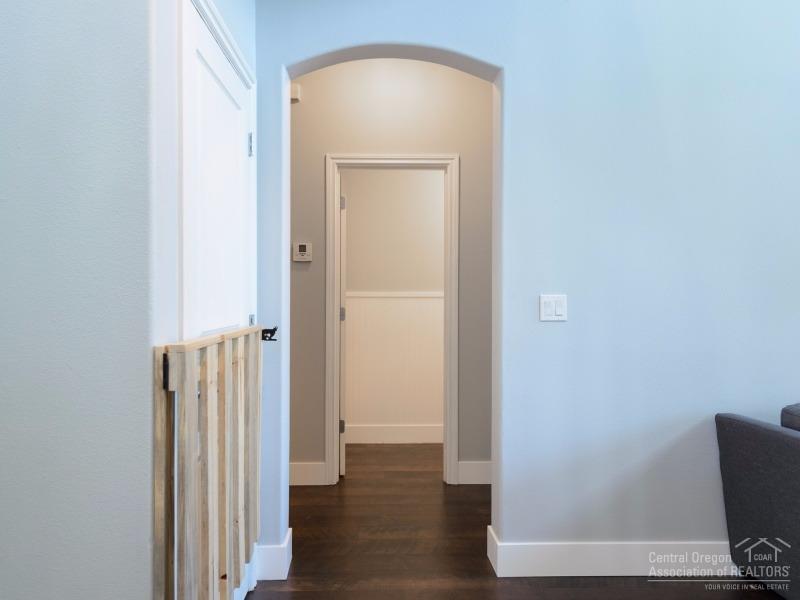 60965 Grayson Way Bend, OR 97702 - Photo 11 of 24 Additional Photo
