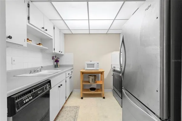 $99,900 | 401 De Grasse Place, Unit 18, Sun City Center, FL 33573