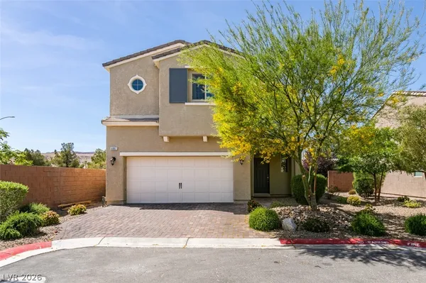 $2,600 | 6887 Crimson Horse Court, Las Vegas, NV 89148