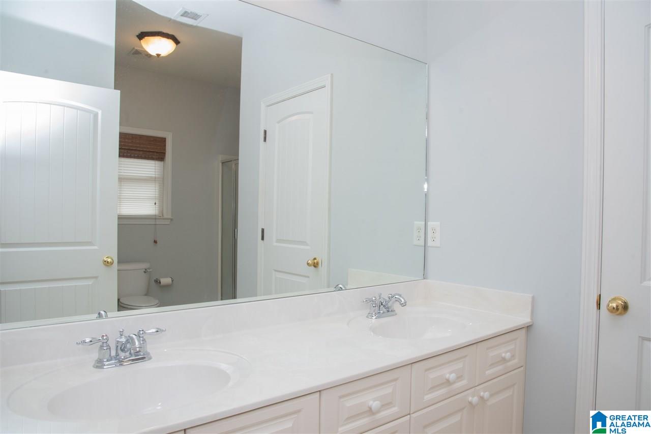 2272 Ridgemont Drive Birmingham, AL 35244 - Photo 13 of 20