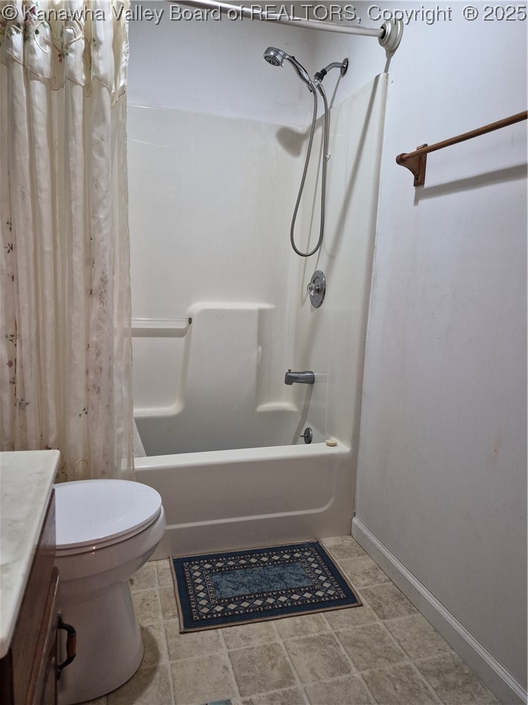 200 Strawberry Road St. Albans, WV 25177 - Photo 5 of 5 Bath