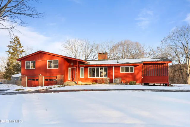 $449,900 | 43 Palomino Drive, Pittsfield, MA 01201