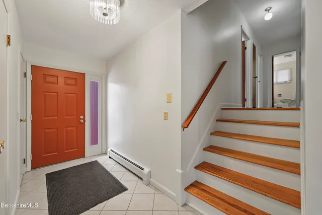 $449,900 | 43 Palomino Drive, Pittsfield, MA 01201