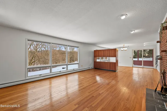 $449,900 | 43 Palomino Drive, Pittsfield, MA 01201