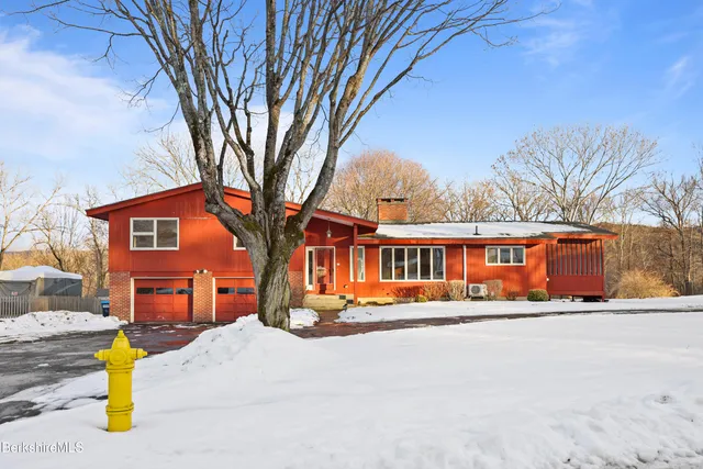 $449,900 | 43 Palomino Drive, Pittsfield, MA 01201