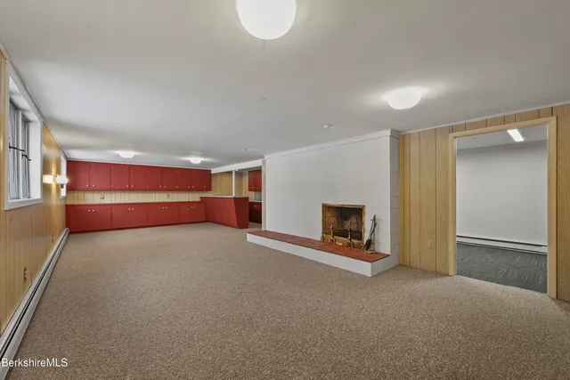 $449,900 | 43 Palomino Drive, Pittsfield, MA 01201