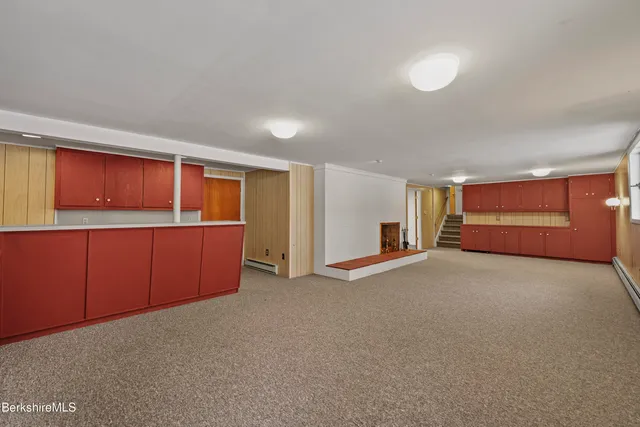 $449,900 | 43 Palomino Drive, Pittsfield, MA 01201