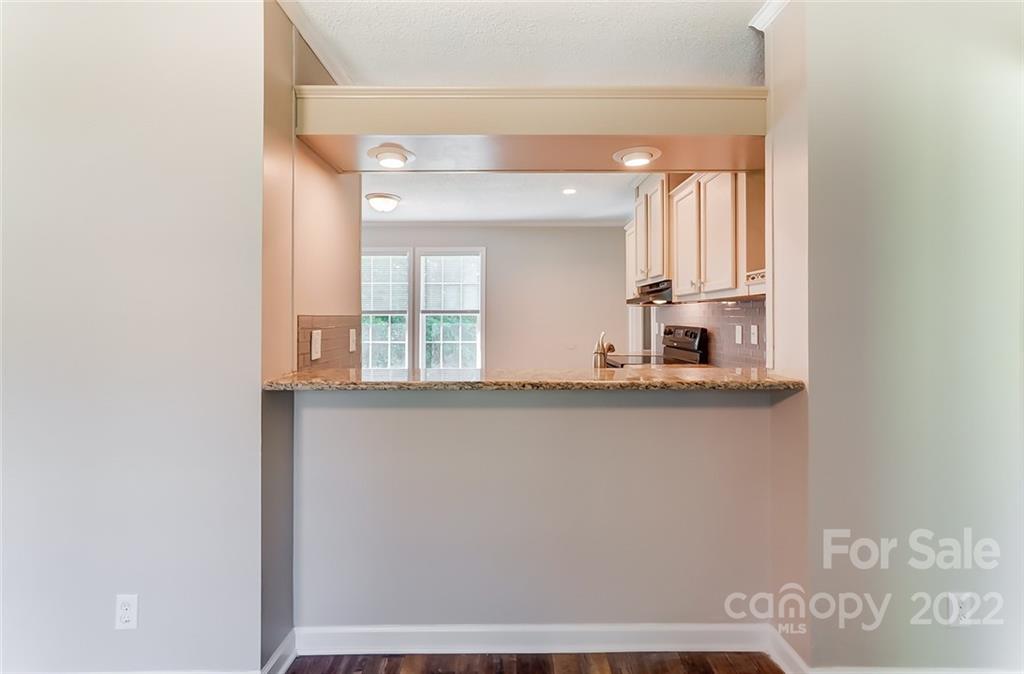 4727 Hemphill Road Gastonia, NC 28056 - Photo 19 of 44 a bathroom with a window sink and mirror