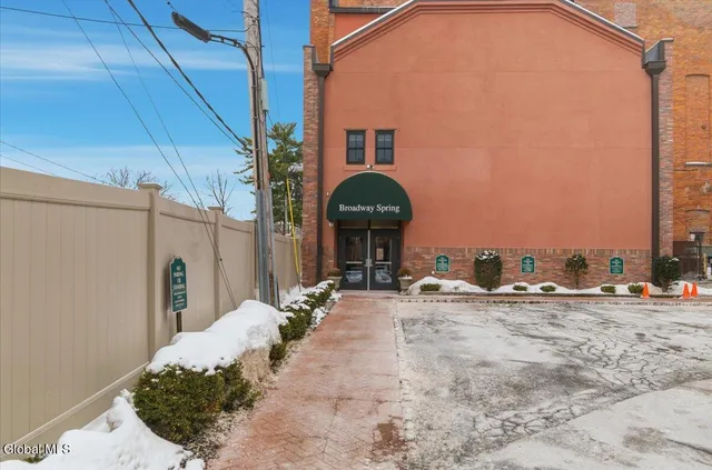 $830,000 | 5 Spring Street, Unit 402, Saratoga Springs, NY 12866