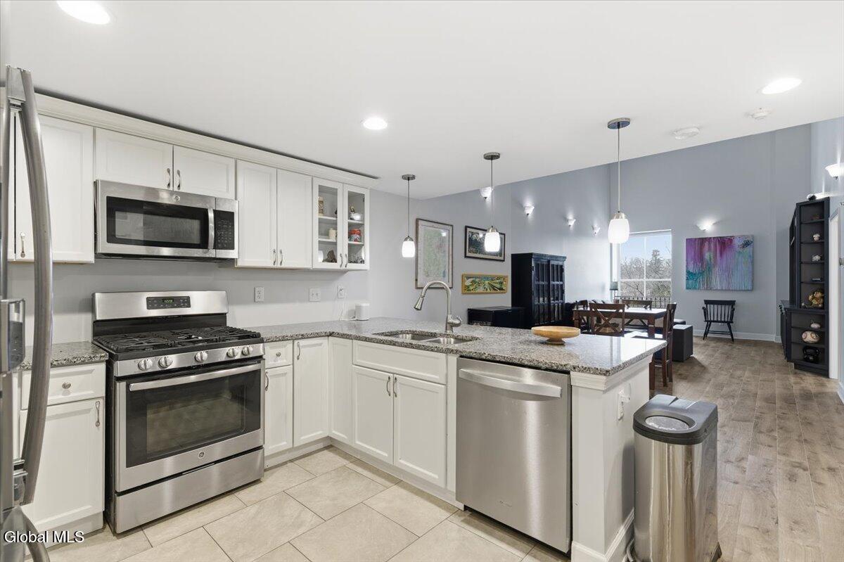 5 Spring Street, Unit 402 Saratoga Springs, NY 12866 - Photo 9 of 29 14-FJD_7967