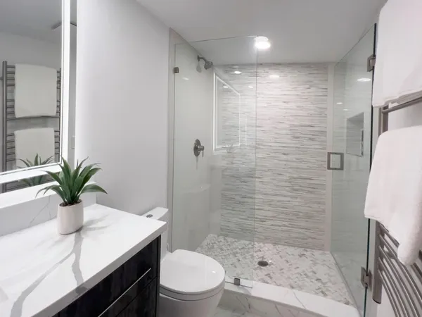 $9,000 | 3546 South Ocean Boulevard, Unit 216, South Palm Beach, FL 33480