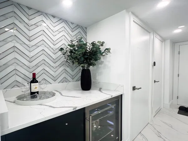 $9,000 | 3546 South Ocean Boulevard, Unit 216, South Palm Beach, FL 33480