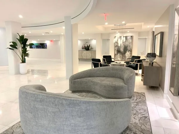 $9,000 | 3546 South Ocean Boulevard, Unit 216, South Palm Beach, FL 33480