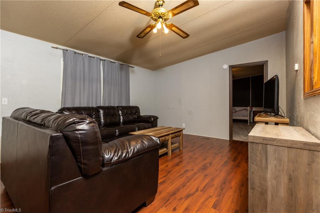 4141 Salem Church Road Denton, NC 27239 - Photo 12 of 30 Gallery Image 12