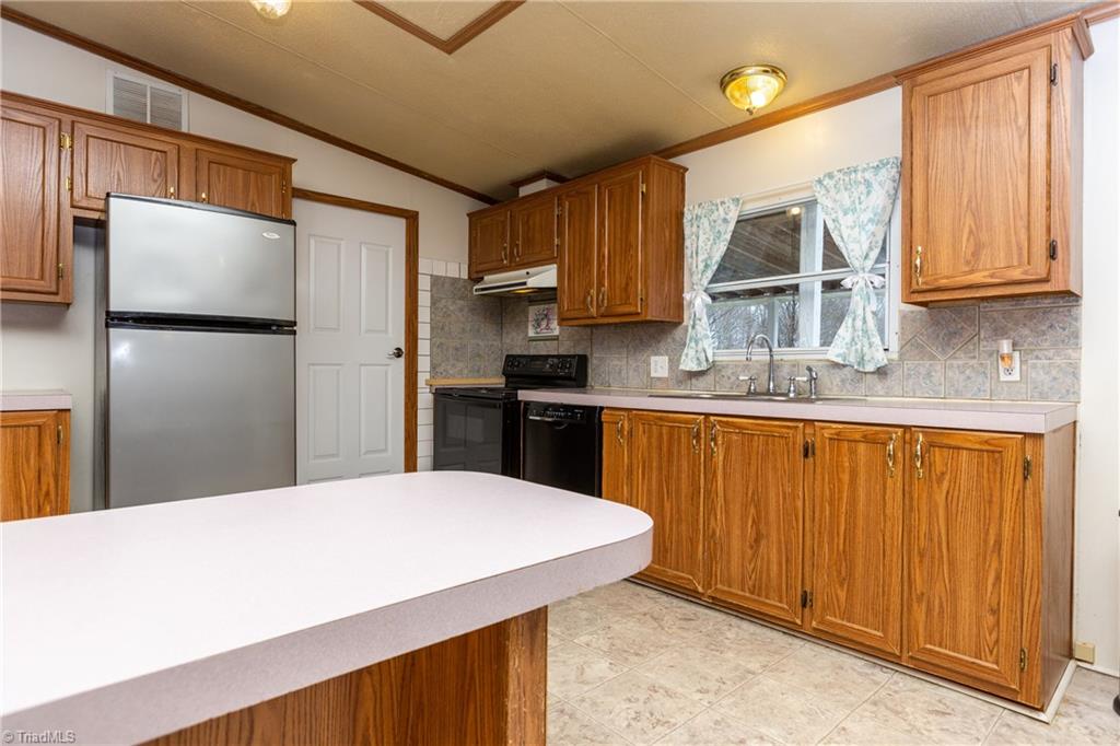 4141 Salem Church Road Denton, NC 27239 - Photo 3 of 30 Gallery Image 3