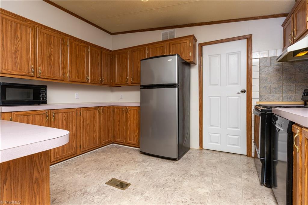 4141 Salem Church Road Denton, NC 27239 - Photo 6 of 30 Gallery Image 6