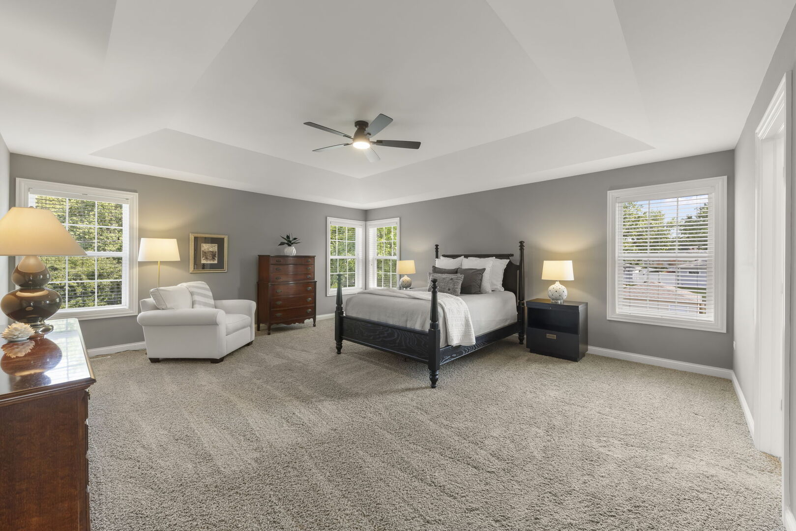 1711 Driving Park Road Wheaton, IL 60187 - Photo 17 of 46 Gallery Image 17