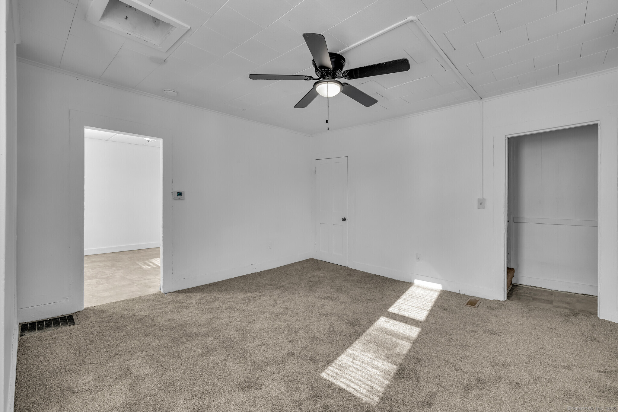 58 Spring Street Enfield, CT 06082 - Photo 15 of 24