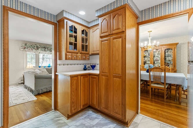 22 Marrett Road Burlington, MA 01803 - Photo 15 of 34