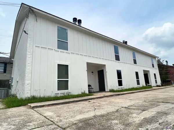 $950 | 1859 Southpointe Drive, Unit 3, Baton Rouge, LA 70808
