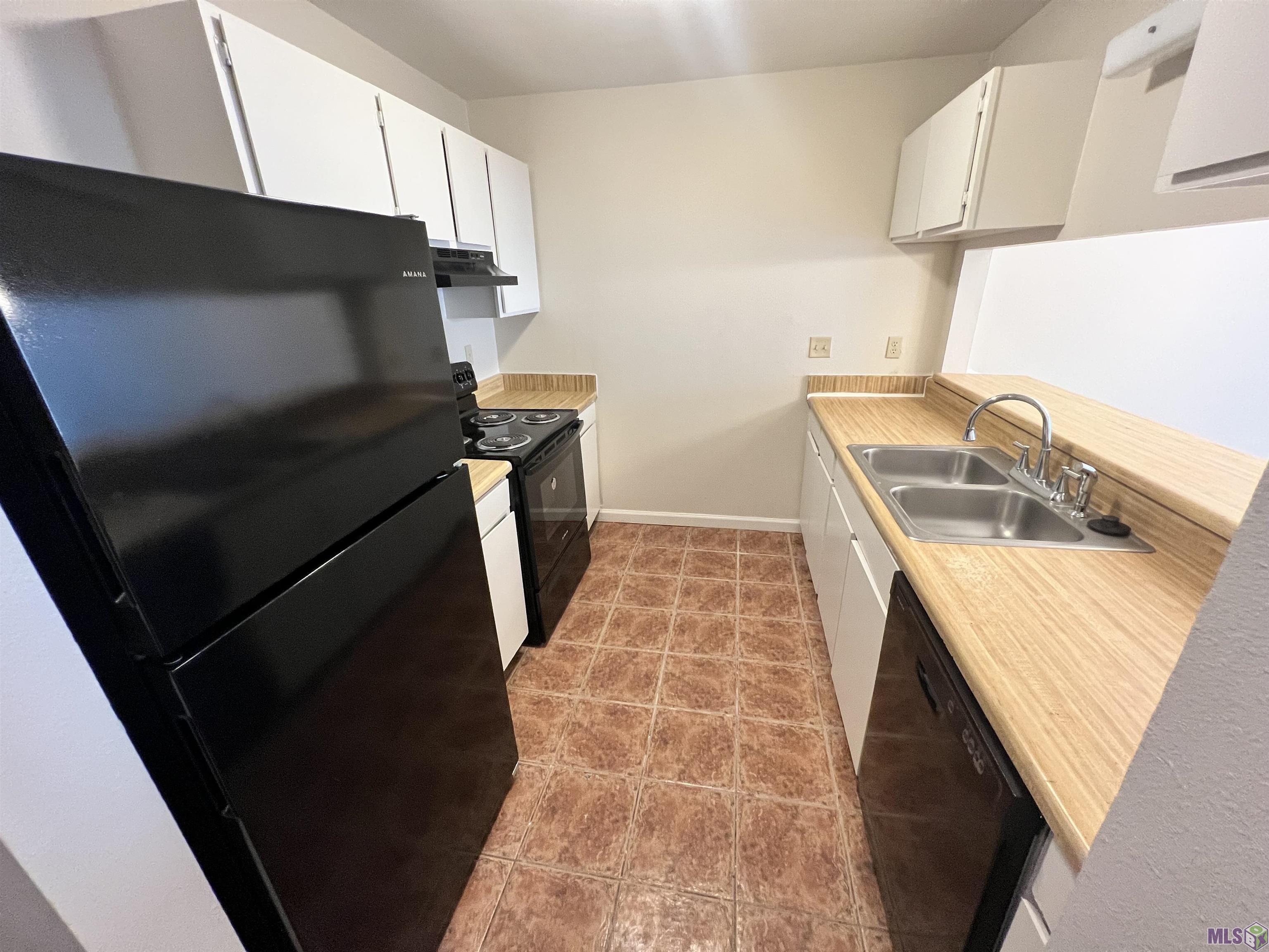 1859 Southpointe Drive, Unit 3 Baton Rouge, LA 70808 - Photo 4 of 9