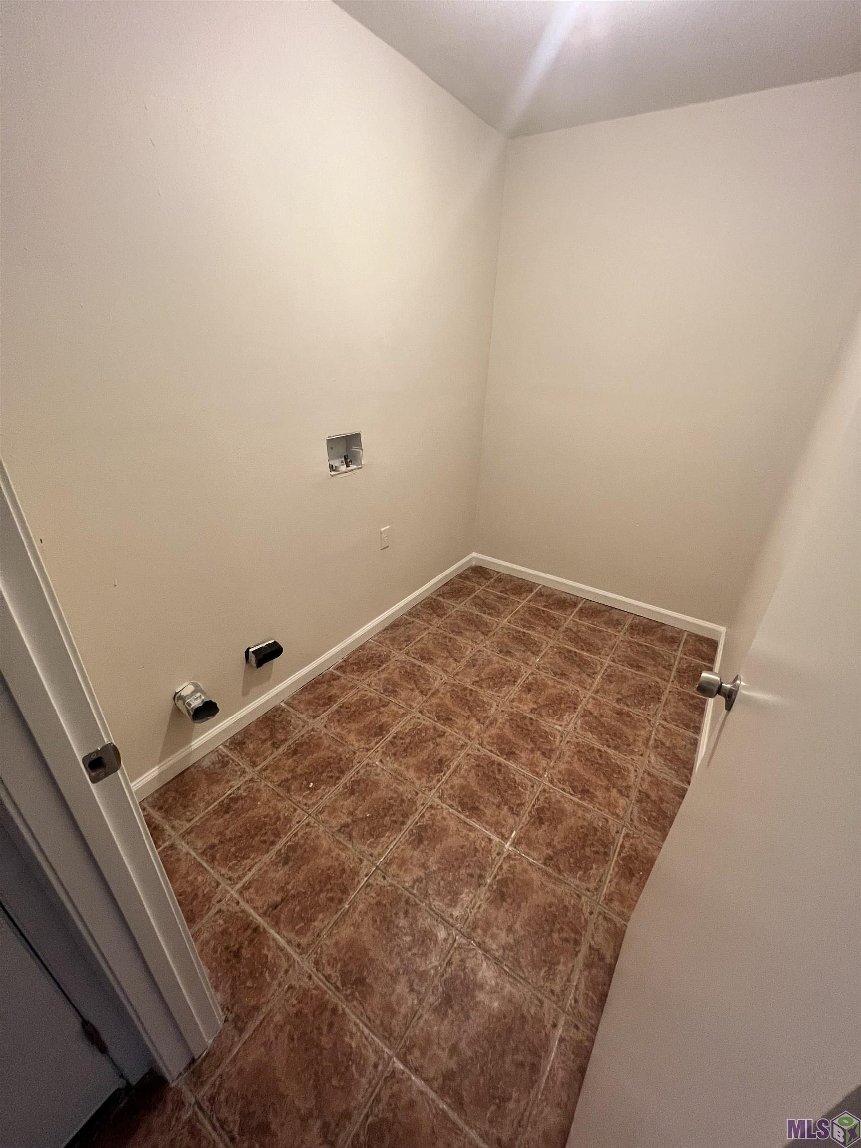 1859 Southpointe Drive, Unit 3 Baton Rouge, LA 70808 - Photo 5 of 9