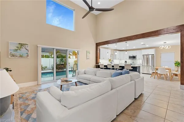 $5,200 | 523 103rd Avenue North, Naples, FL 34108