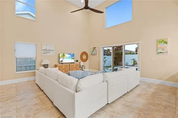 $5,200 | 523 103rd Avenue North, Naples, FL 34108