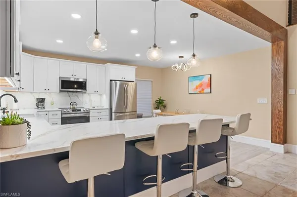 $5,200 | 523 103rd Avenue North, Naples, FL 34108