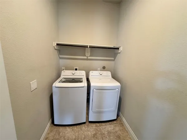 $3,350 | 5231 Pickford Grove Lane, Sugar Land, TX 77479