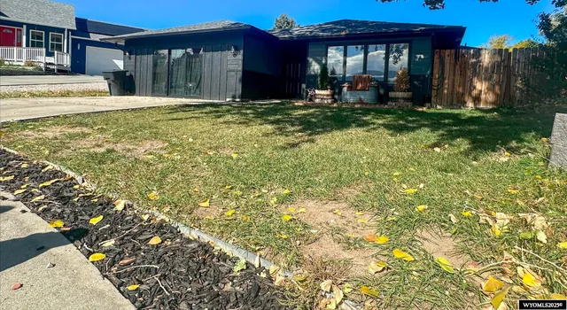 $260,000 | 6650 White Rock Drive, Casper, WY 82604