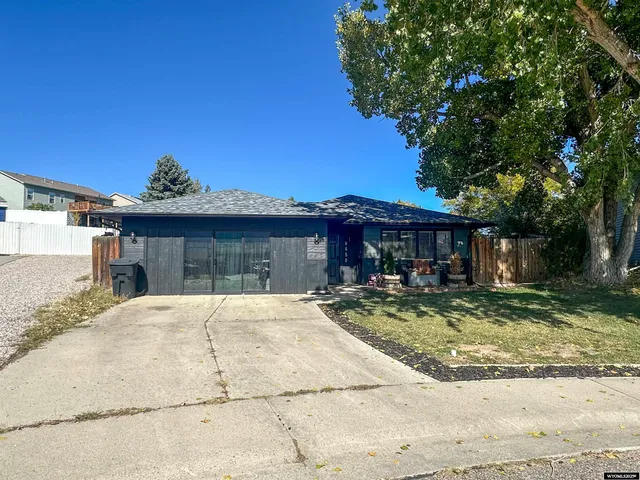 $260,000 | 6650 White Rock Drive, Casper, WY 82604