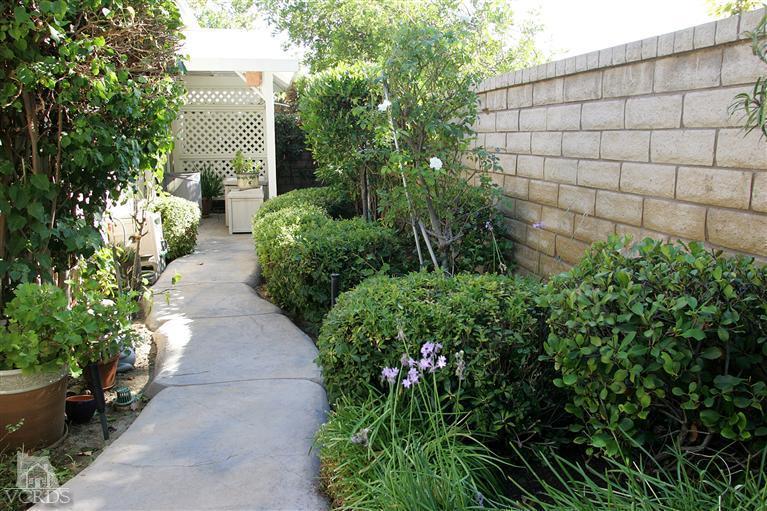 2005 Tulip Avenue Simi Valley, CA 93063 - Photo 10 of 14 a view of a backyard