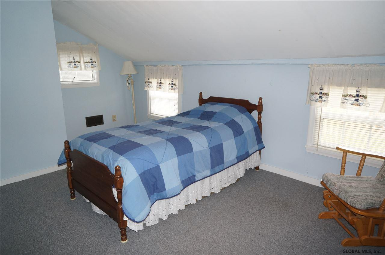 12 Roe Road Melrose, NY 12121 - Photo 18 of 25 Photo 18