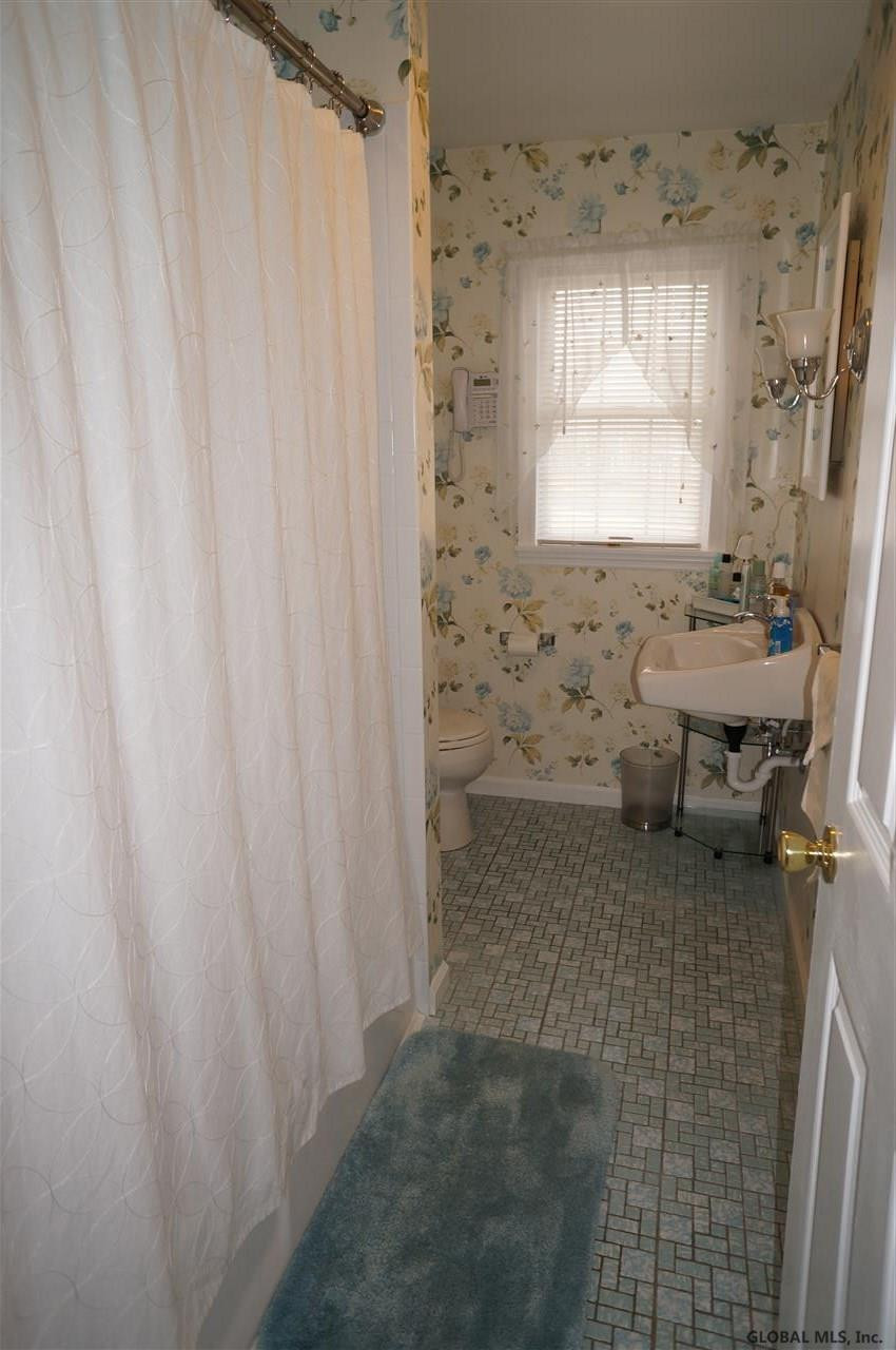 12 Roe Road Melrose, NY 12121 - Photo 19 of 25 Photo 19