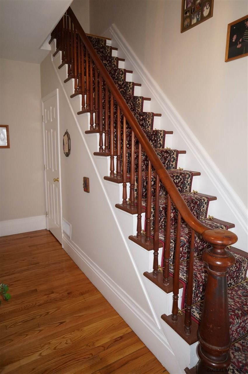 12 Roe Road Melrose, NY 12121 - Photo 4 of 25 Photo 4