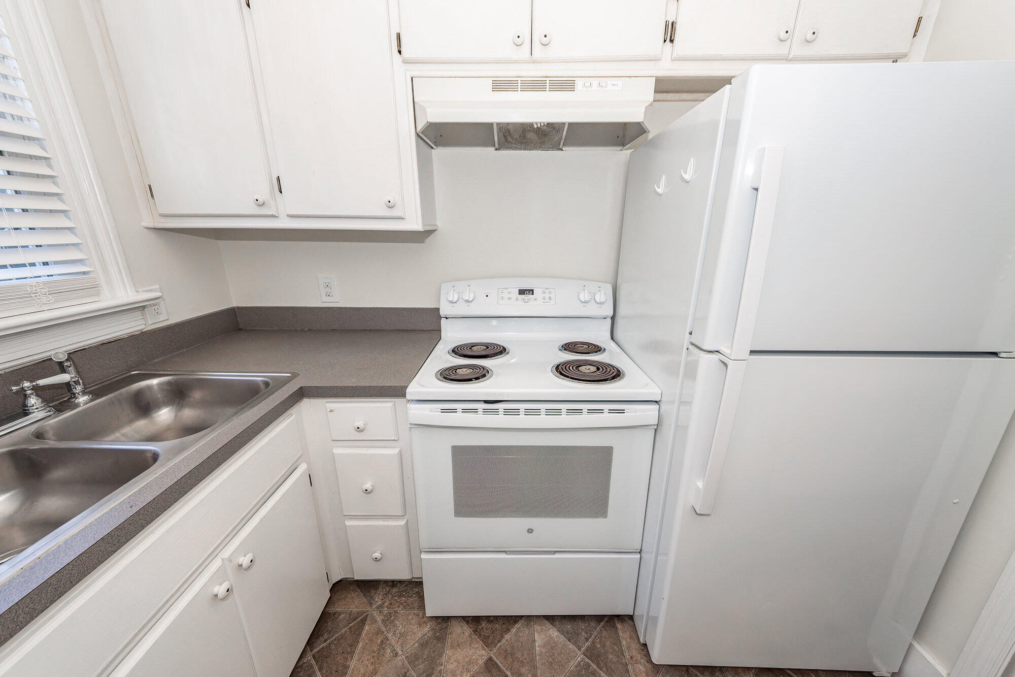 34 Amherst Street, Unit A & B Charleston, SC 29403 - Photo 8 of 48 08