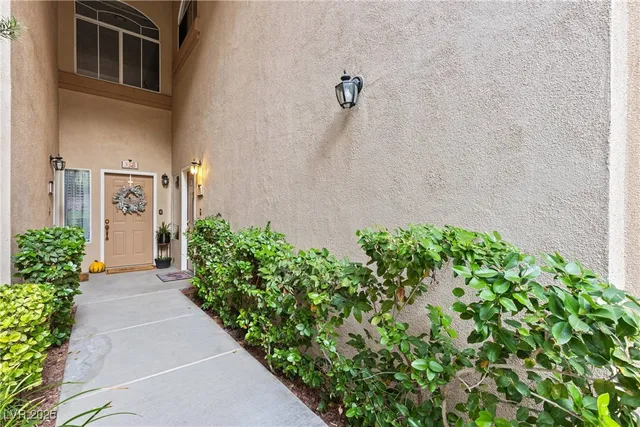 $329,000 | 2050 West Warm Springs Road, Unit 3311, Henderson, NV 89014